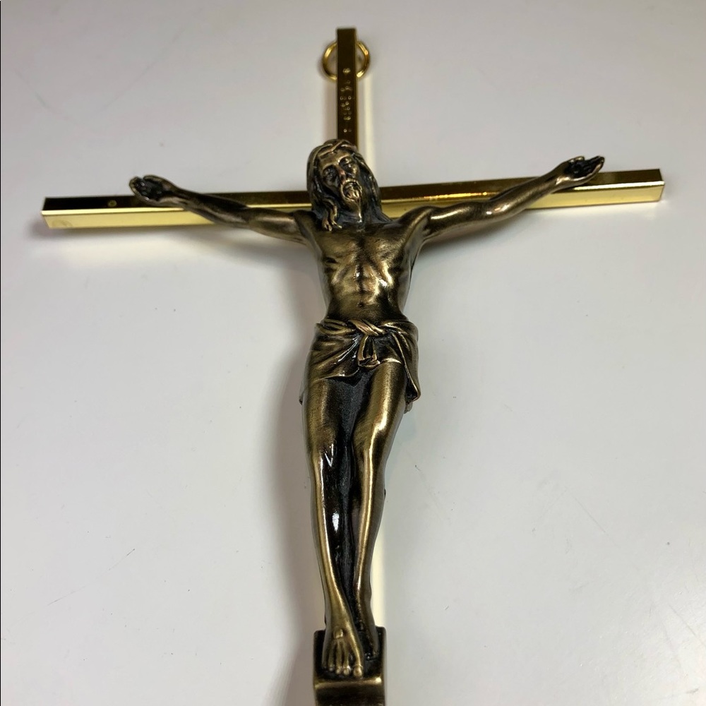 Vintage INRI Metal Gold Tone Crucifix Hanging Religious Cross Jesus